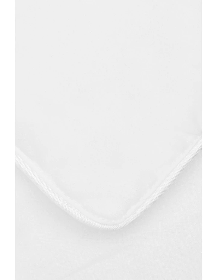 'White Collection' 85/15 White Duck Down & Feather Quilt 6 'White Collection' 85/15 White Duck Down & Feather Quilt - Image 4