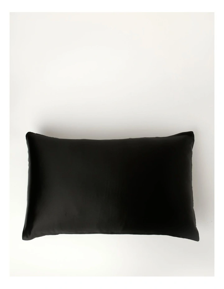 Heritage Luxe Silk Pillowcase In Black 3 Heritage Luxe Silk Pillowcase In Black
