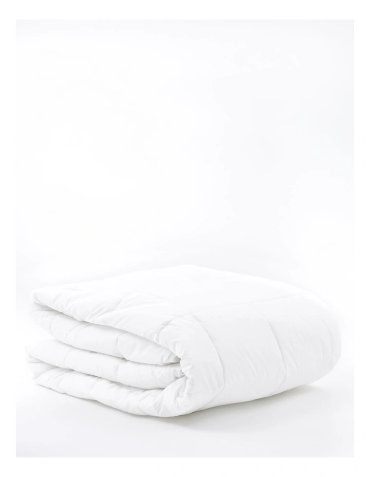 Heritage Temperature Control Mattress Protector 4 Heritage Temperature Control Mattress Protector - Image 2