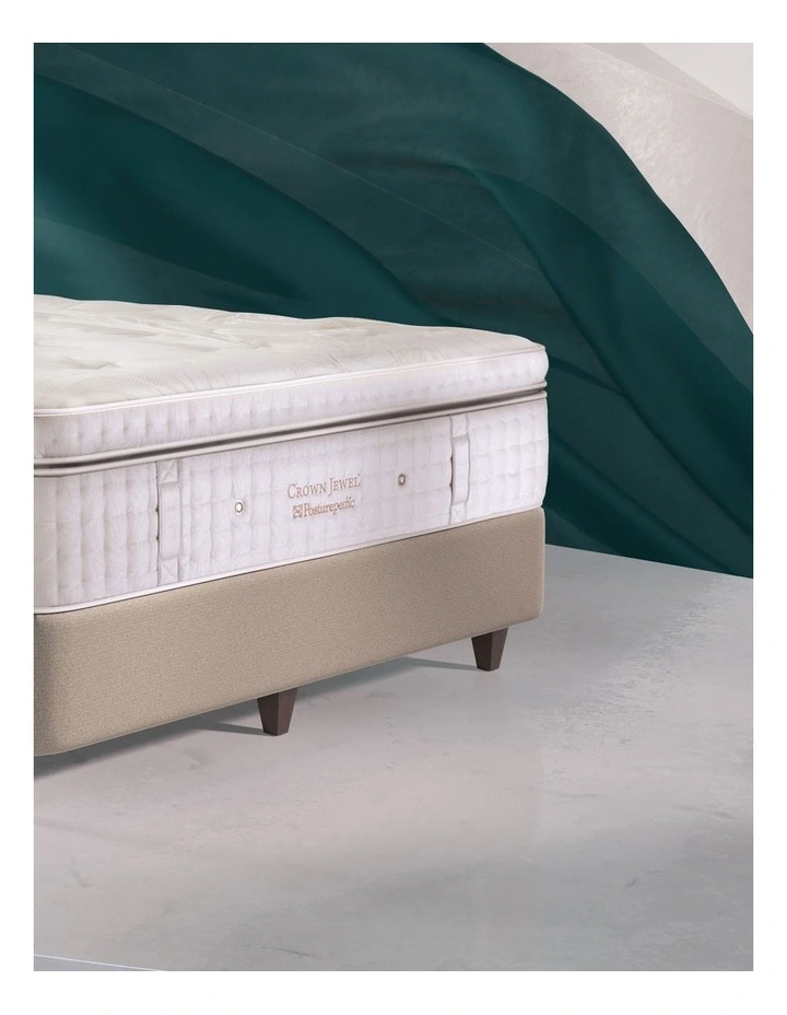 Crown Jewel Base Low Sandstone 3 Crown Jewel Base Low Sandstone