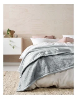 Linen House Sena Blanket In Silver -Home Bedding Shop 927990640 927990010 2 720x928