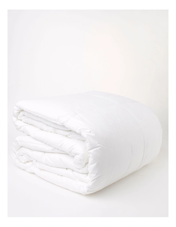 Heritage Memory Fibre Quilt In White 4 Heritage Memory Fibre Quilt In White - Image 2