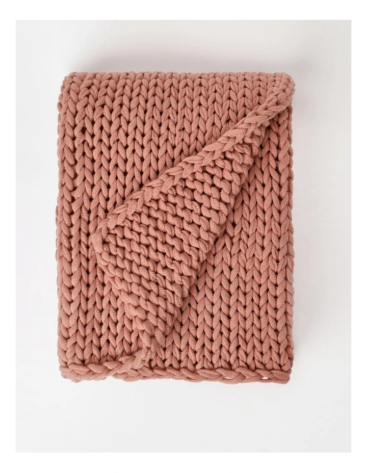 Chunky Knit Throw 130x180cm In Pink 3 Chunky Knit Throw 130x180cm In Pink