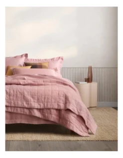 Abbotson Bedcover In Cherry Blossom